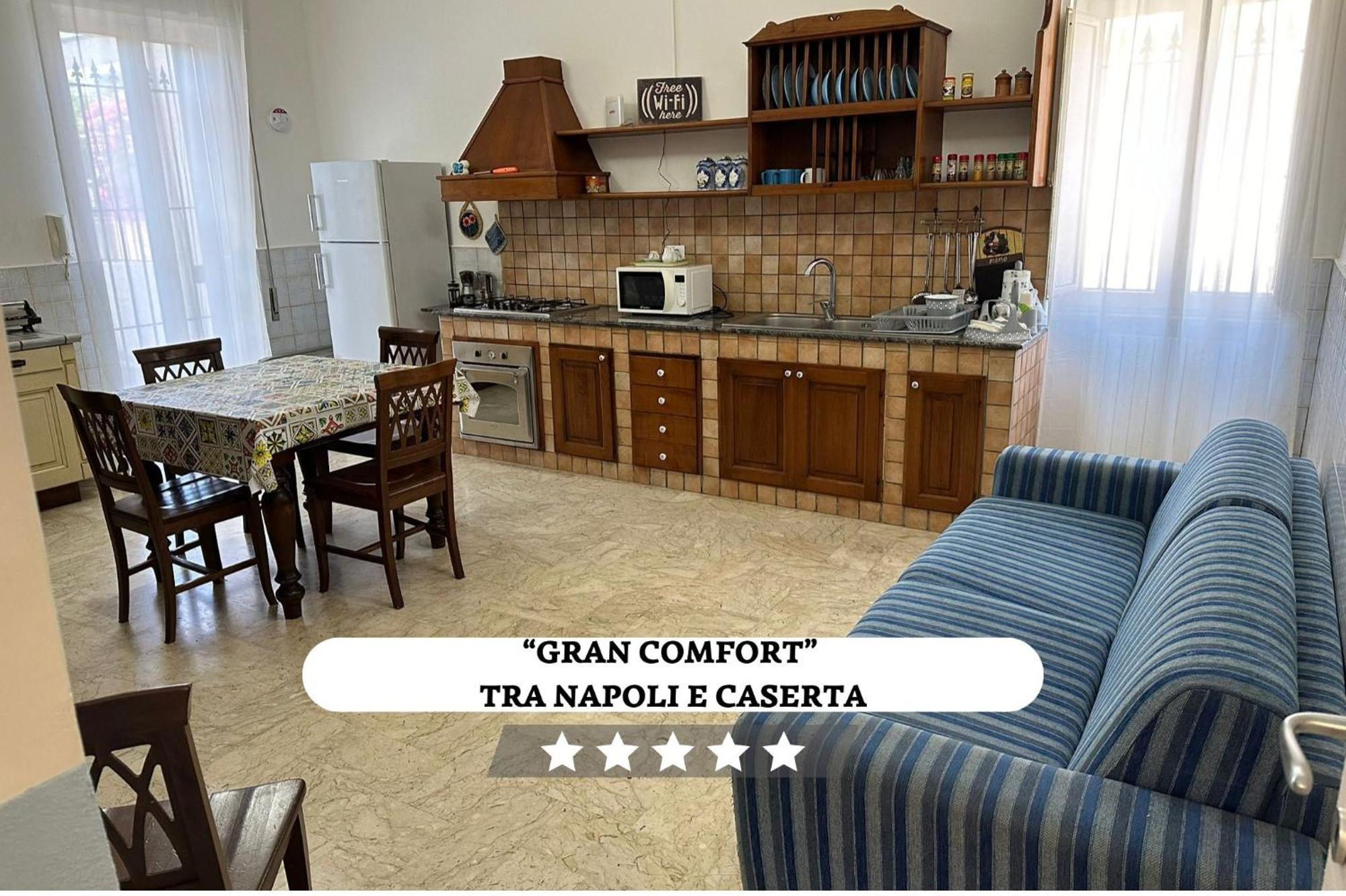 Grancomfort Tra Napoli E Caserta Castel Volturno Exterior photo